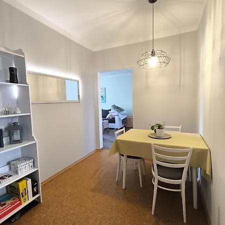 Apartment Vzdusny V Centru Hluboke Nad Vltavou