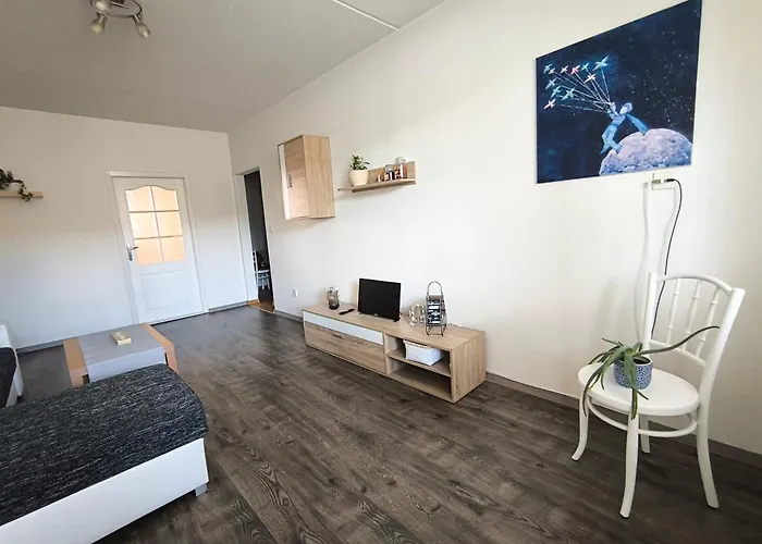 Apartment Vzdusny V Centru Hluboke Nad Vltavou *
